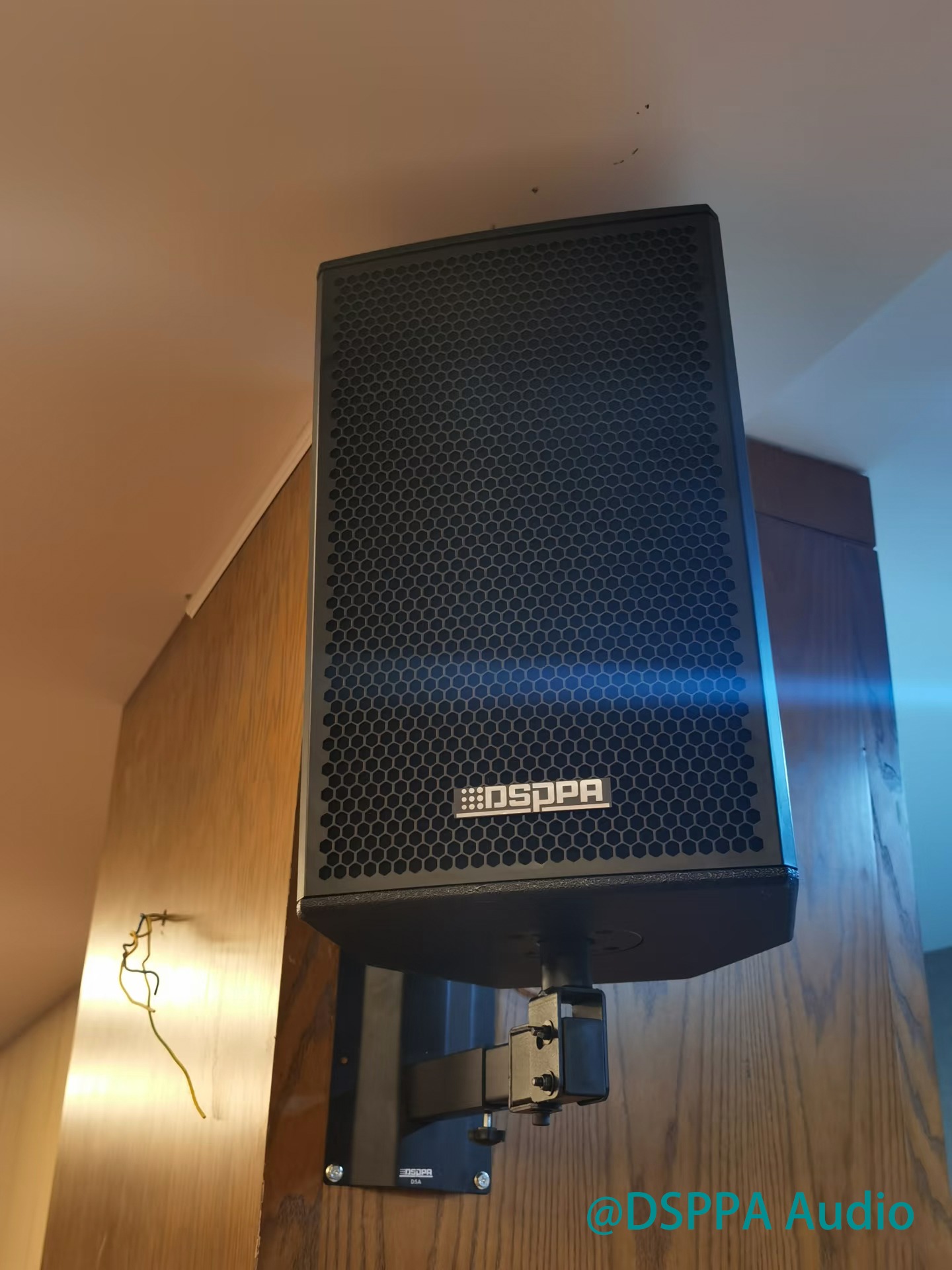 /uploads/image/2025/06/05/sound-system-for-conference-room (2).jpg